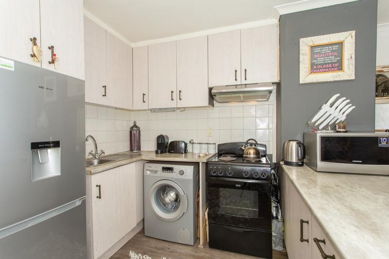 2 Bedroom Property for Sale in Tyger Valley Western Cape